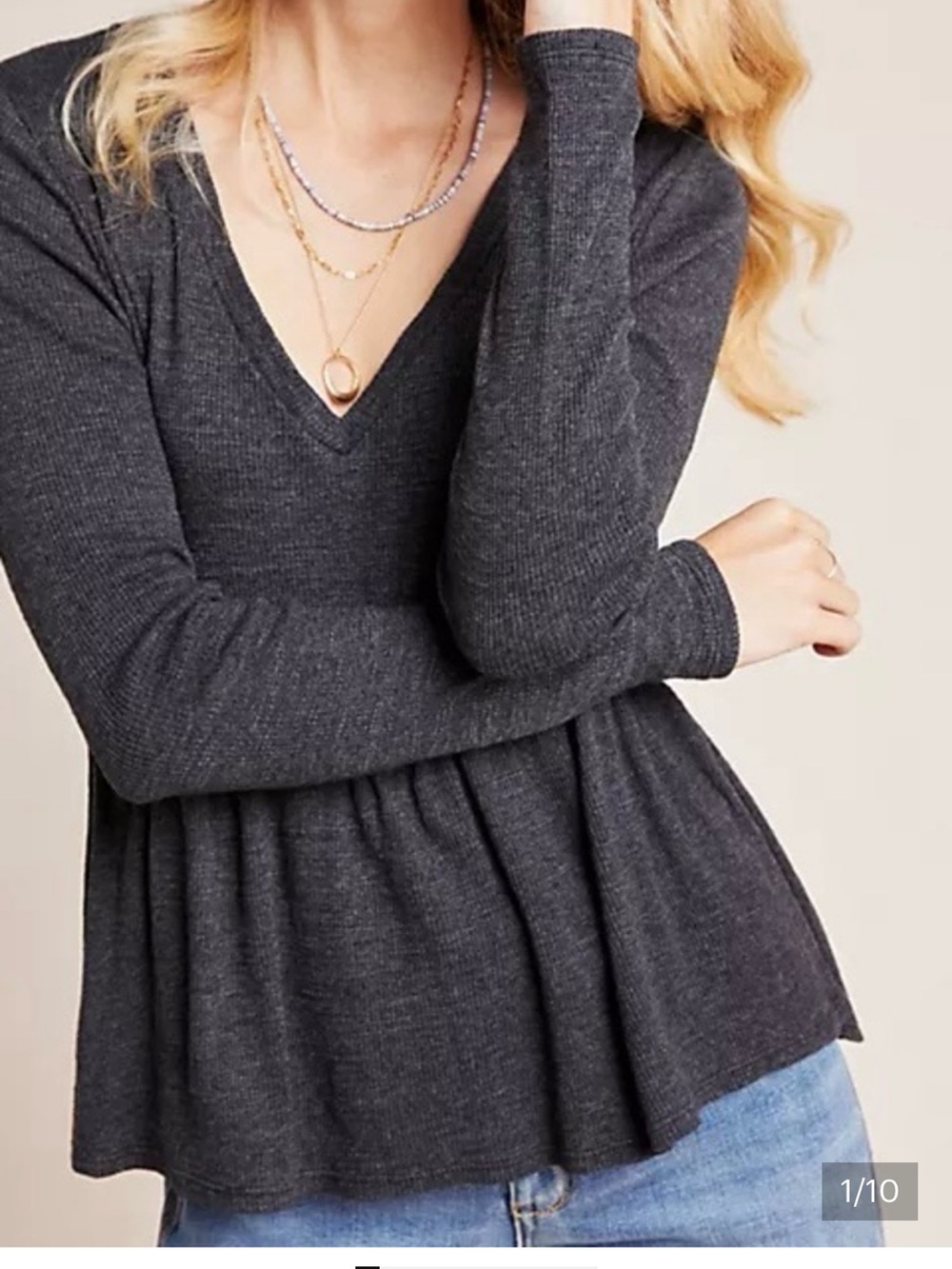 Anthropologie T. La Charcoal
Gray Rib Knit Jill Babydoll
Peplum V Neck Shirt L
